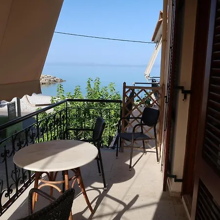 Akrogiali Beach Apartments * Ακρογιάλι