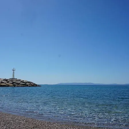 Akrogiali Beach Apartments Διαμέρισμα *