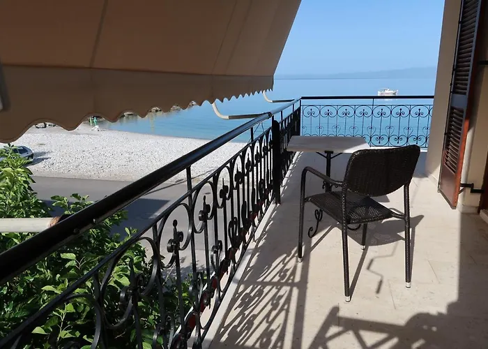 Akrogiali Beach Apartments Akrogiali